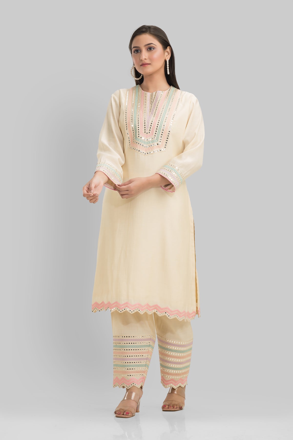 Sacred Suta Embroidered Kurta Pant and Dupatta Set