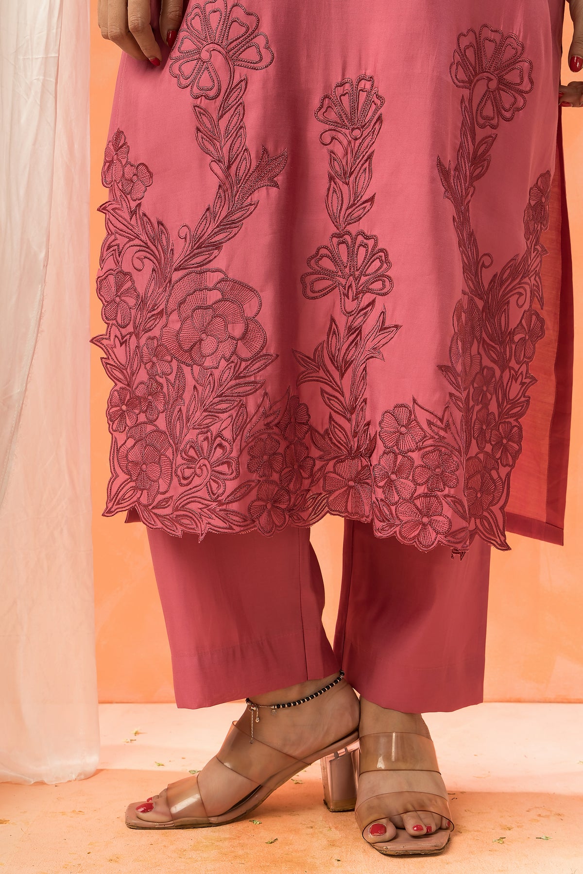 Embroidered muslin Kurta-Pant-dupatta Set