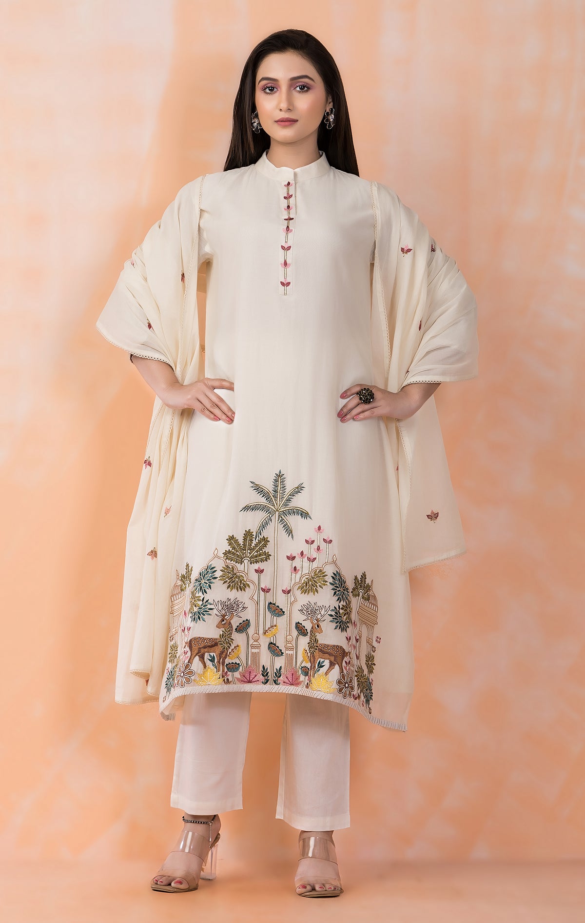 Embroidered Mul Chanderi Kurta Pant Dupatta Set