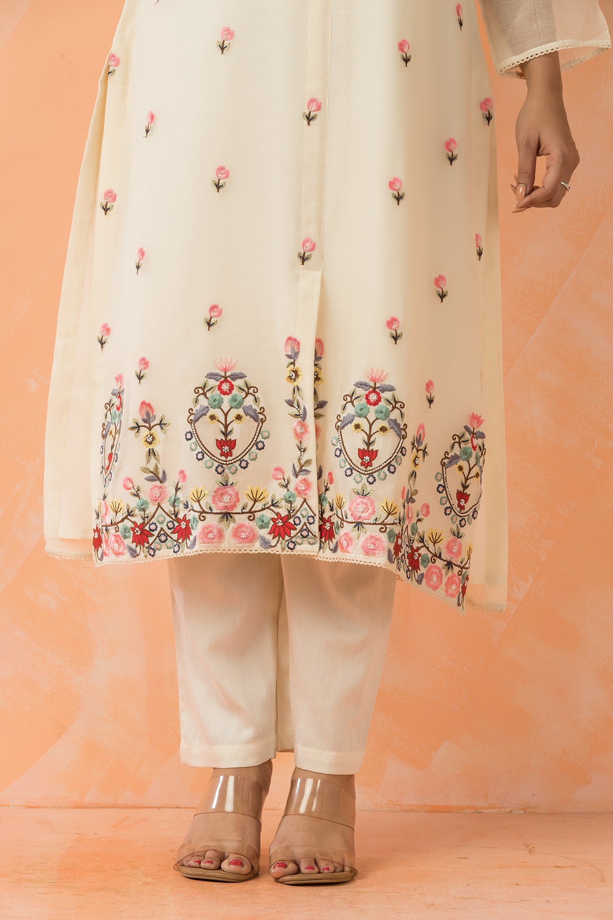 Embroidered Mul Chanderi Kurta Pant Set