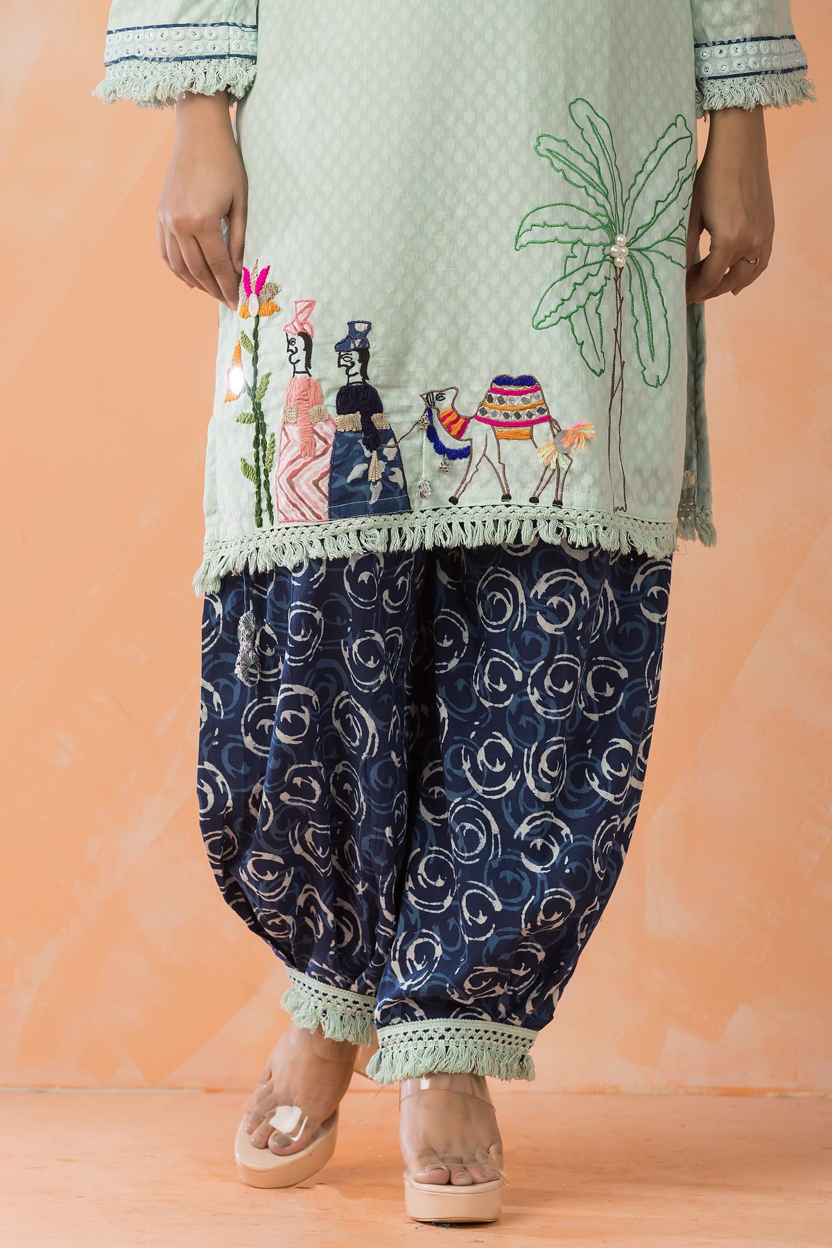 Embroidered Kurta & Pant Set