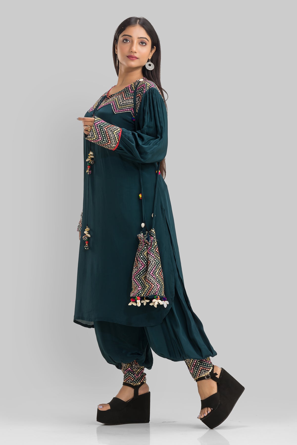 Embroidered Kurta-Pant Set with Bag