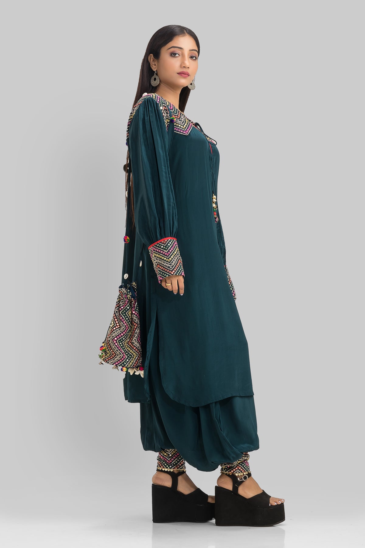 Embroidered Kurta-Pant Set with Bag