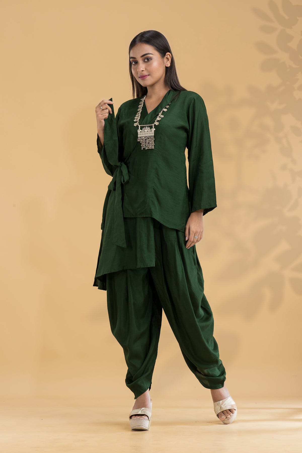 Silk Co-ord Set with Neckpiece