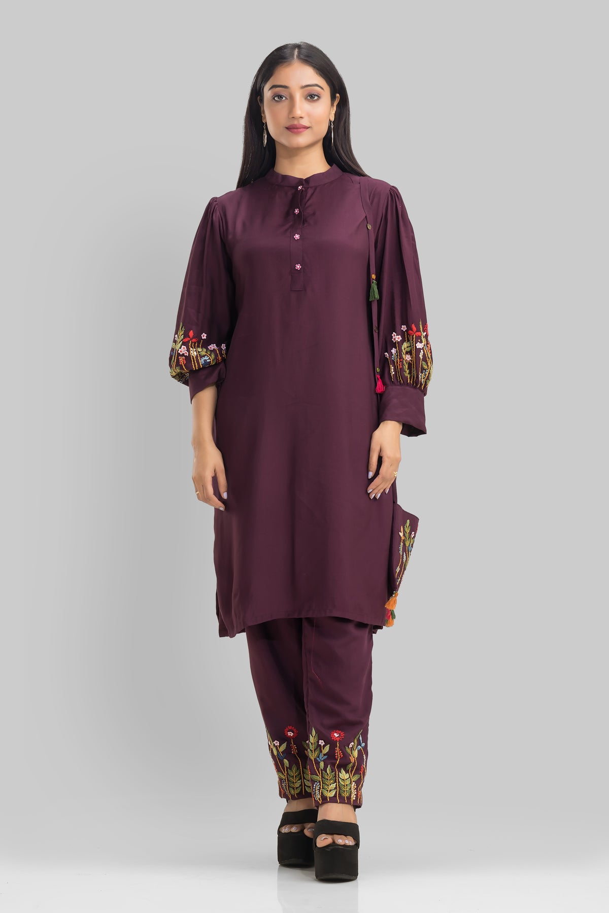 Sacred Suta Designer Kurta-Pant set with Bag