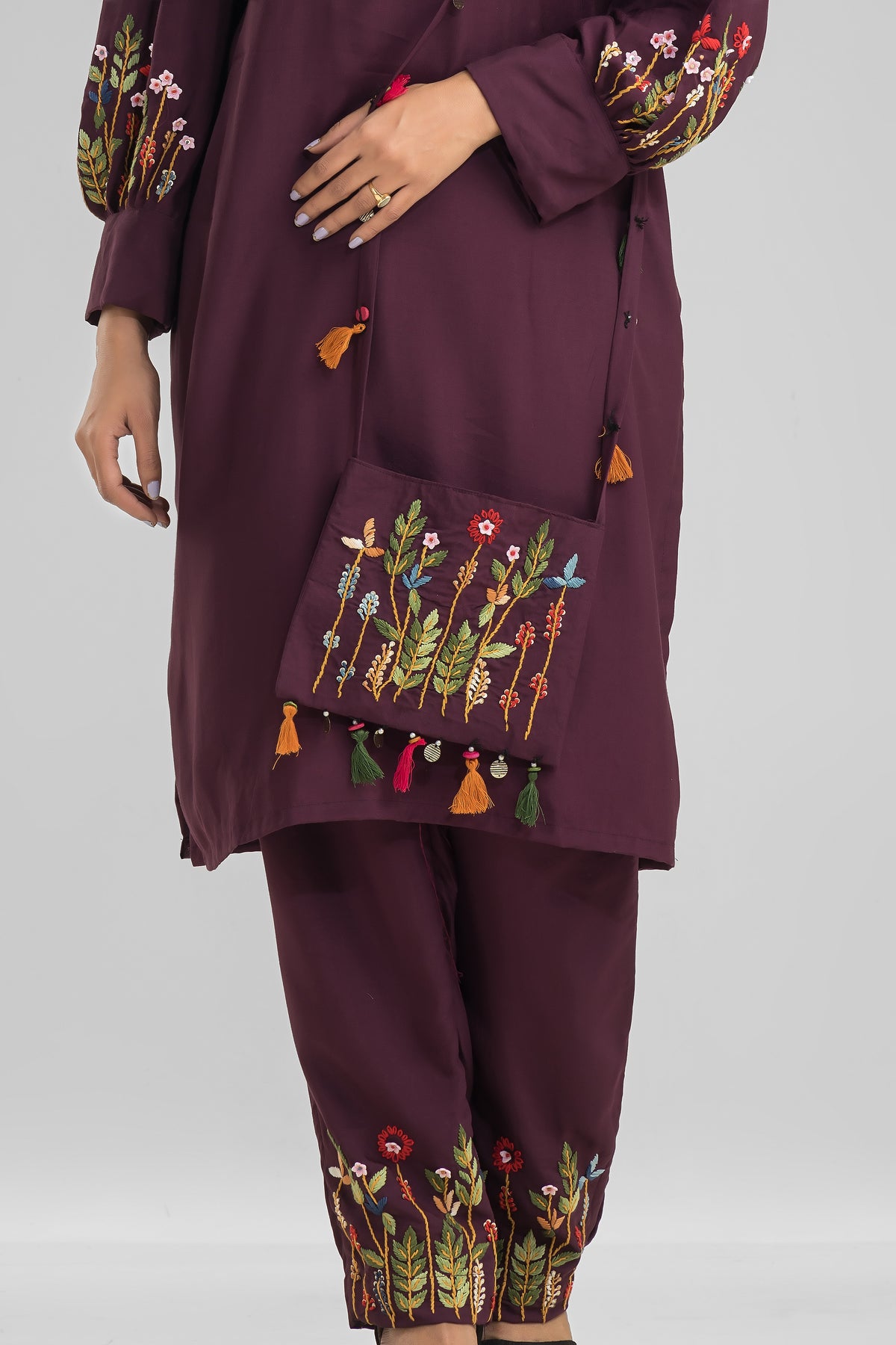 Sacred Suta Designer Kurta-Pant set with Bag