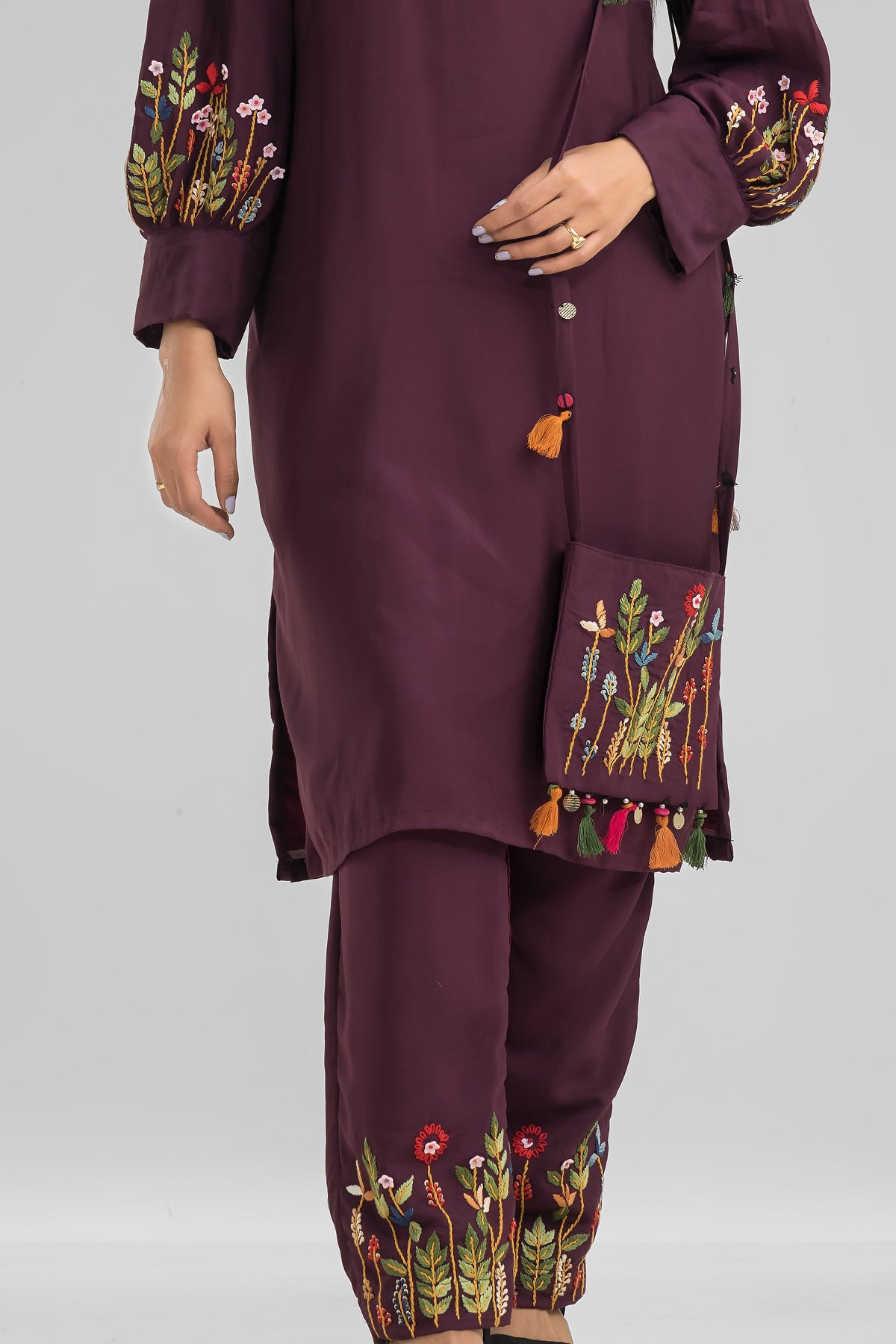 Sacred Suta Designer Kurta-Pant set with Bag