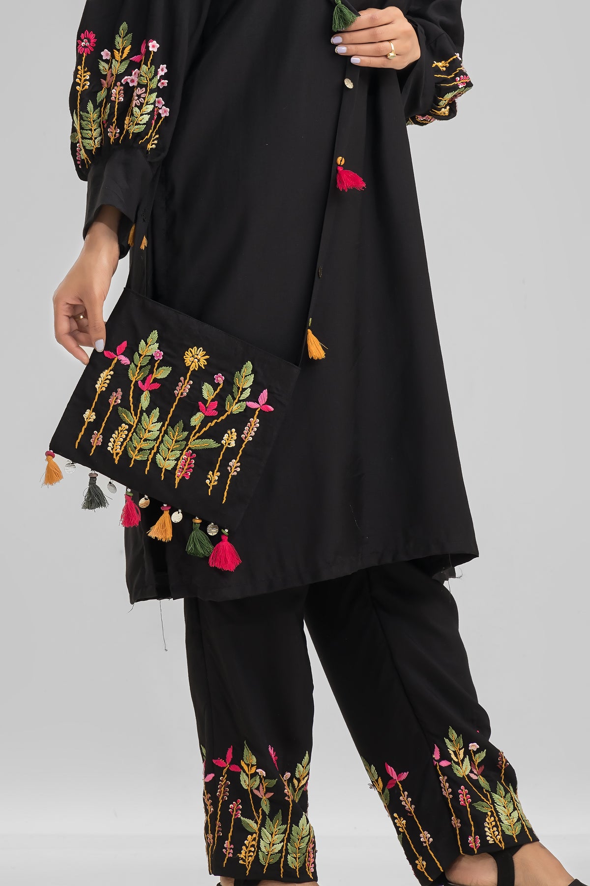 Sacred Suta Designer Kurta-Pant set with Bag