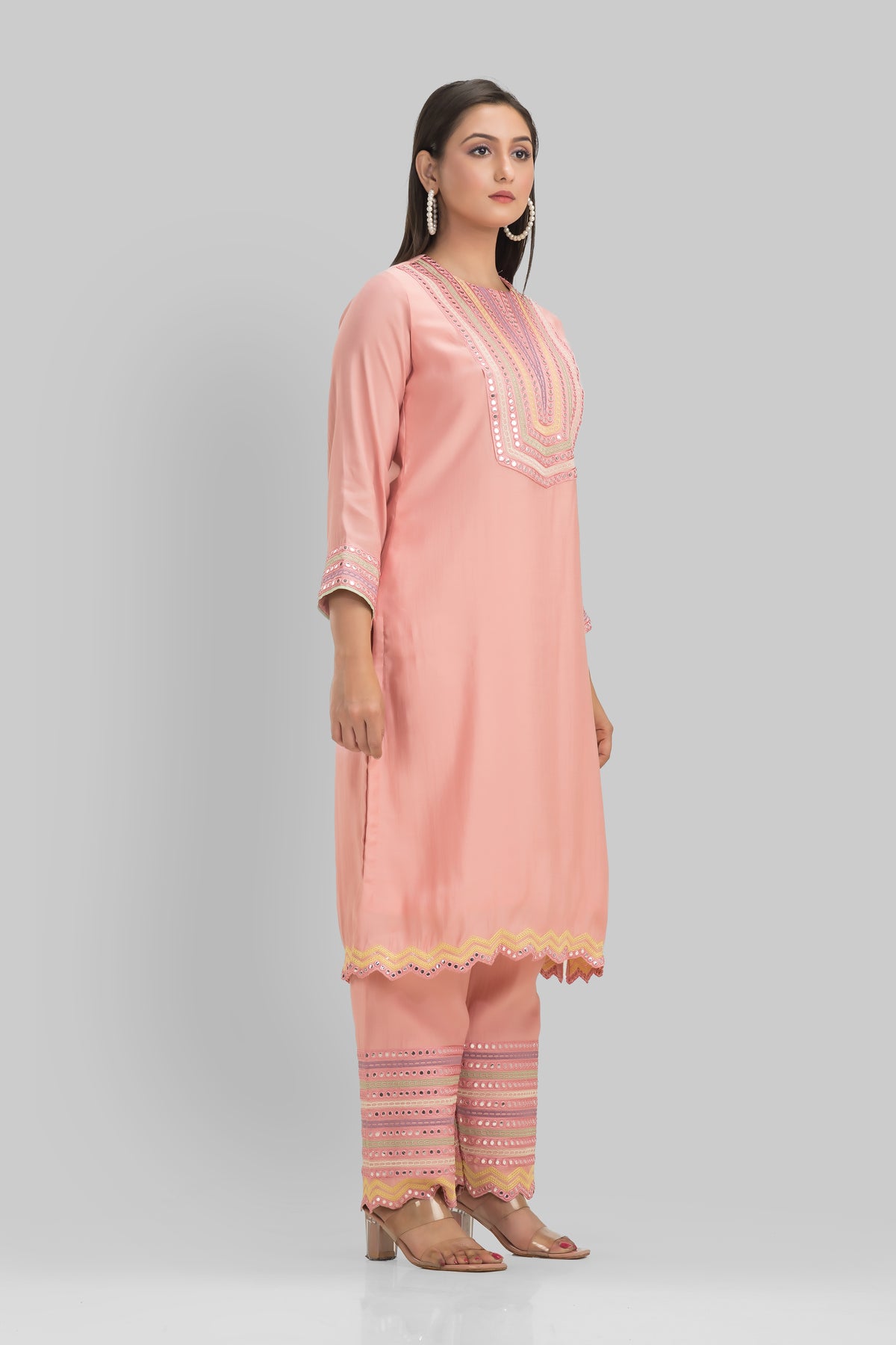 Sacred Suta Embroidered Kurta Pant Set