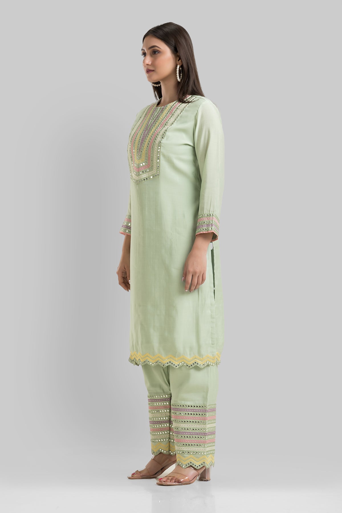 Sacred Suta Embroidered Kurta Pant Set