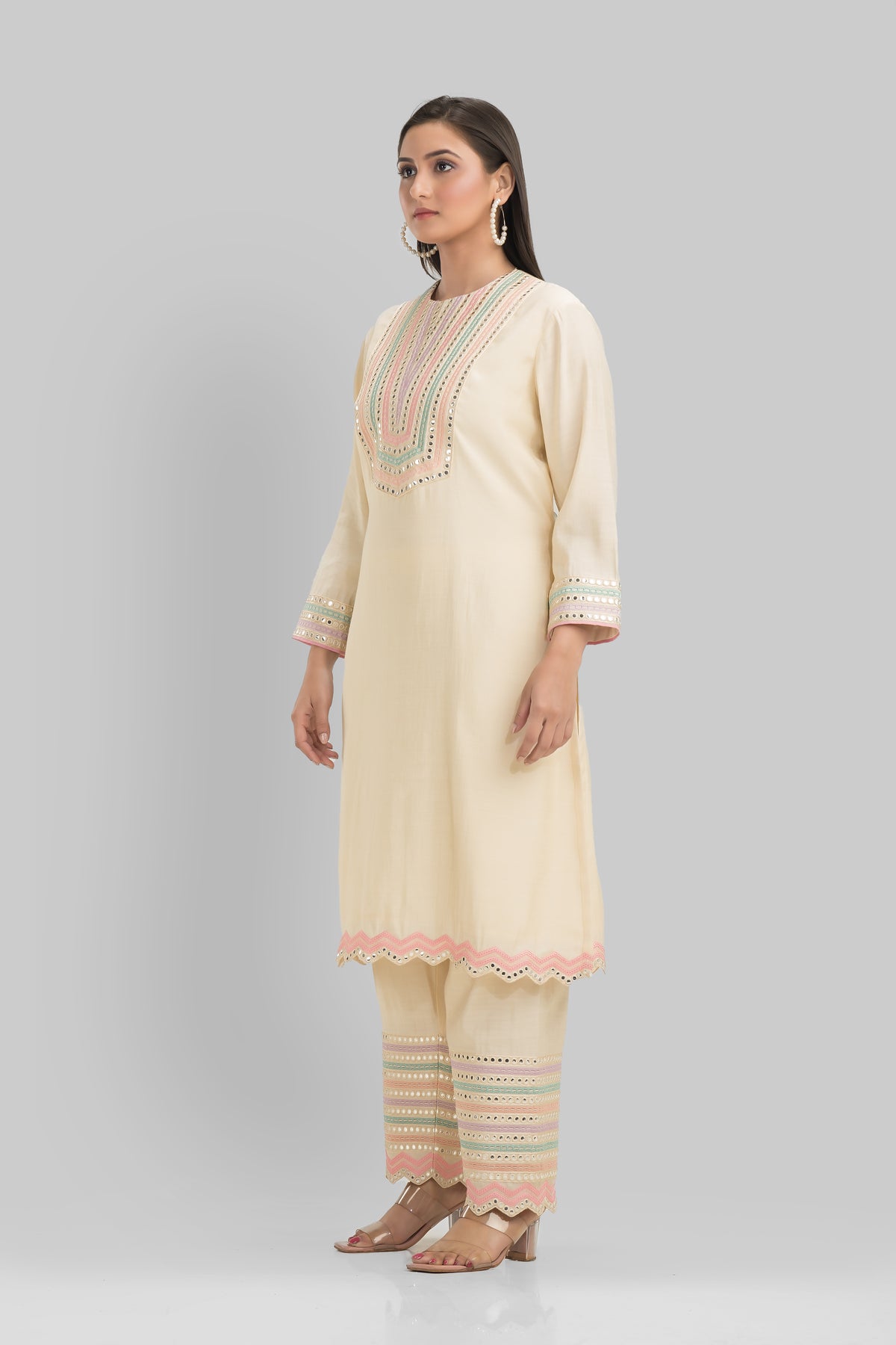 Sacred Suta Embroidered Kurta Pant Set