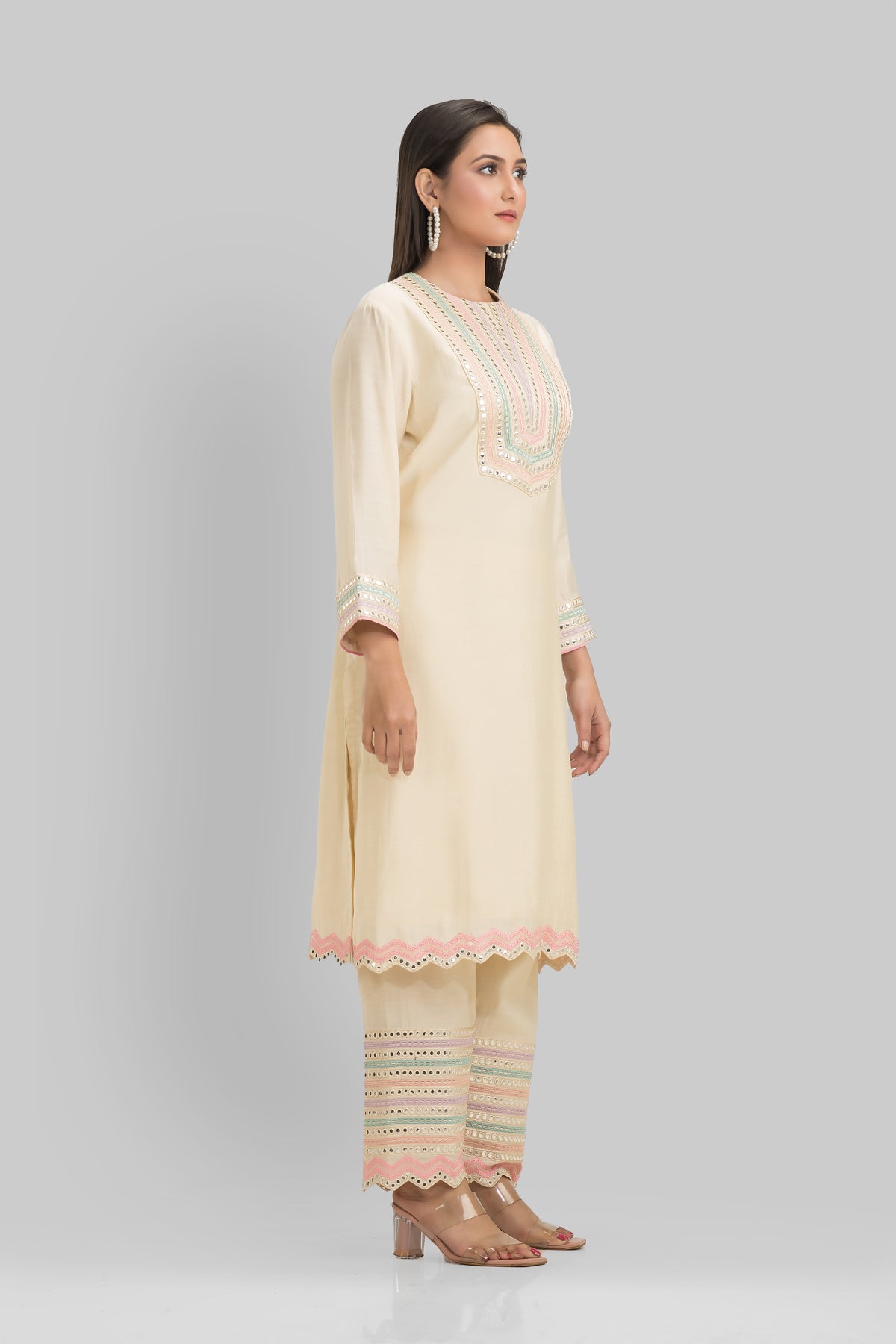 Sacred Suta Embroidered Kurta Pant Set