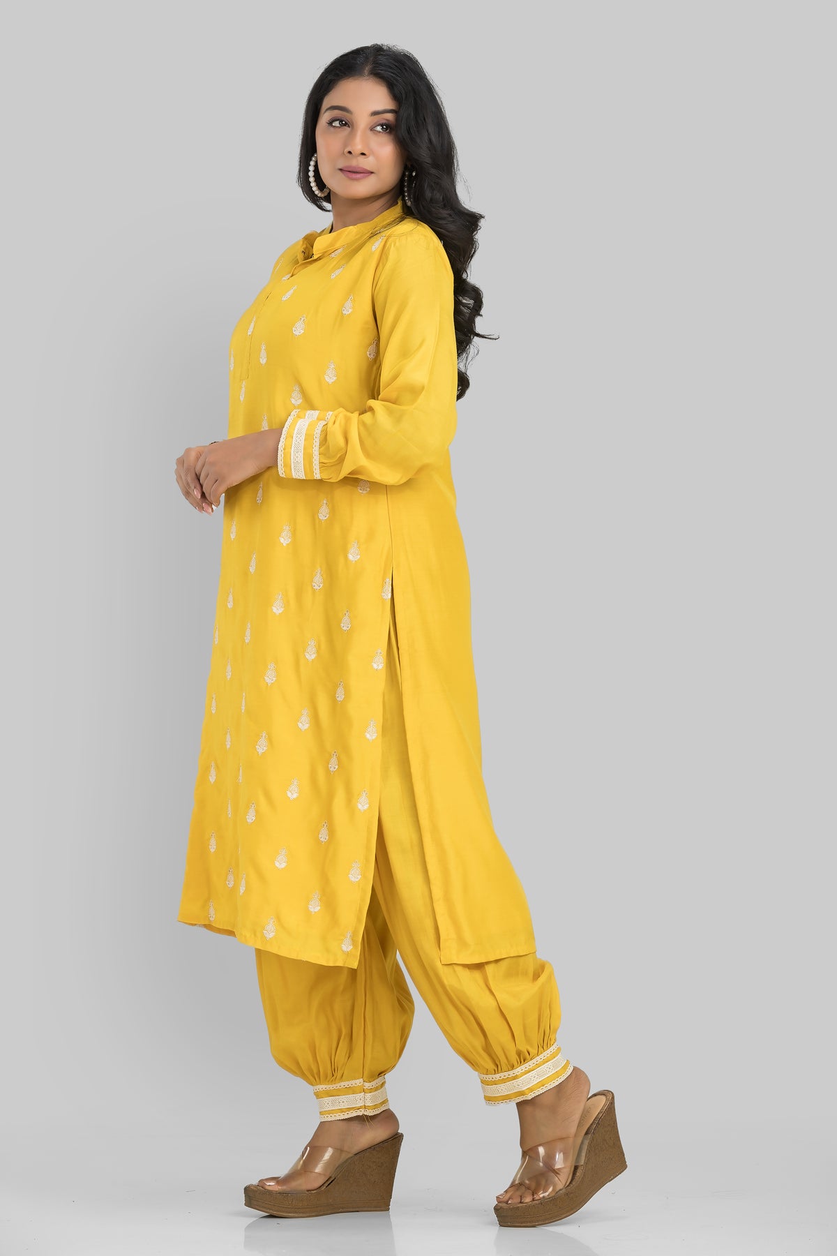 Sacred Suta Designer Muslin Kurti-Pant set