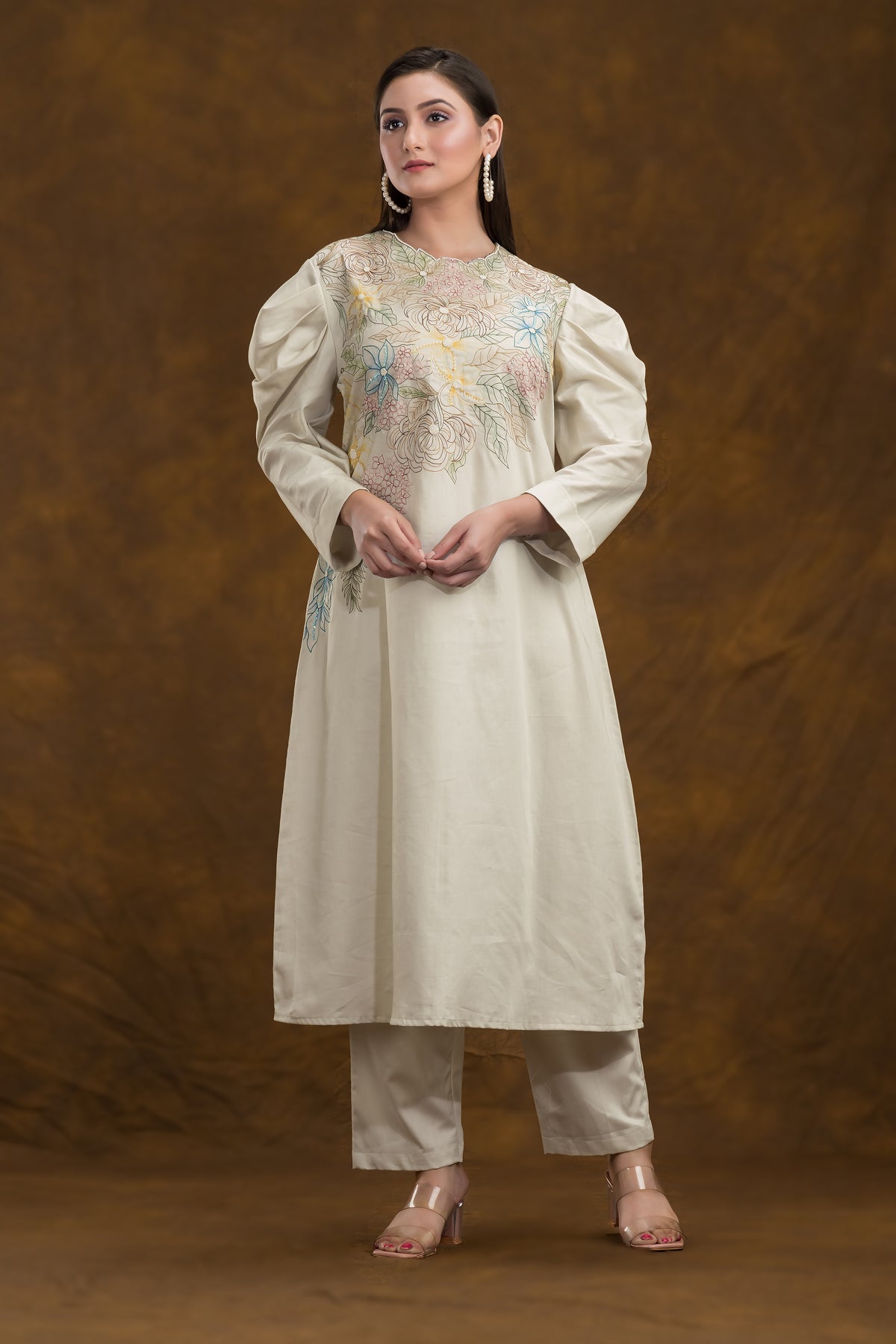 Sacred Suta Embroidered Cotton Kurta Set_Basra collection