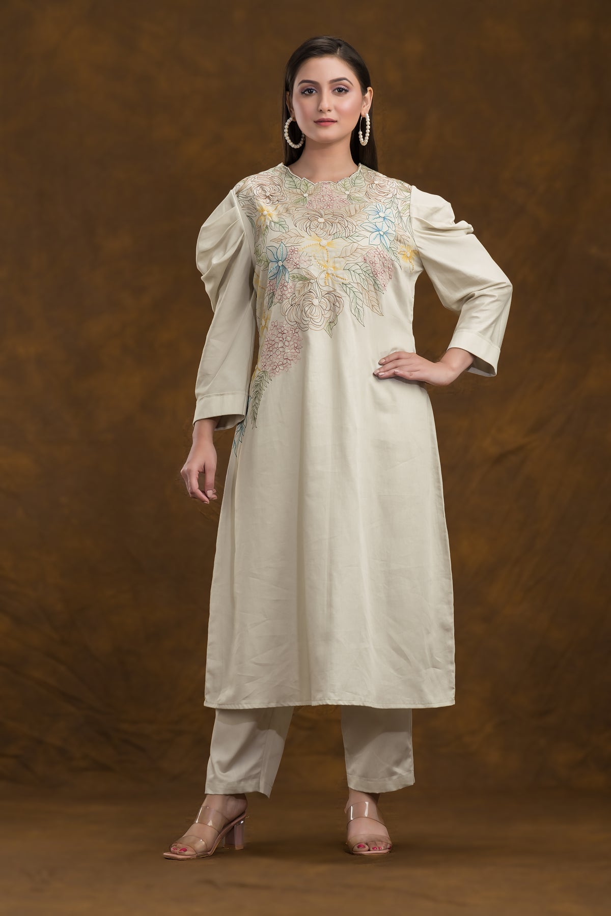 Sacred Suta Embroidered Cotton Kurta Set_Basra collection