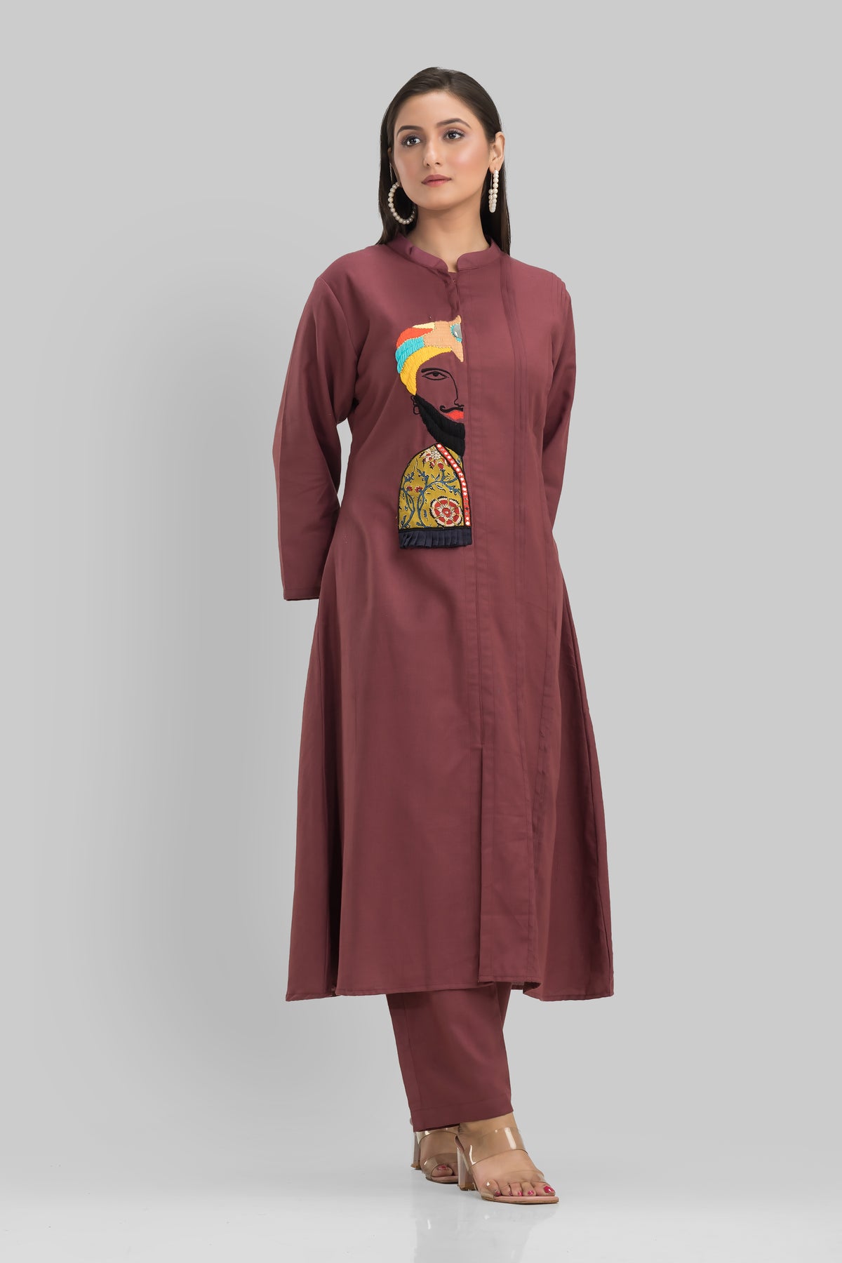 Sacred Suta Embroidered Kurta Pant Set