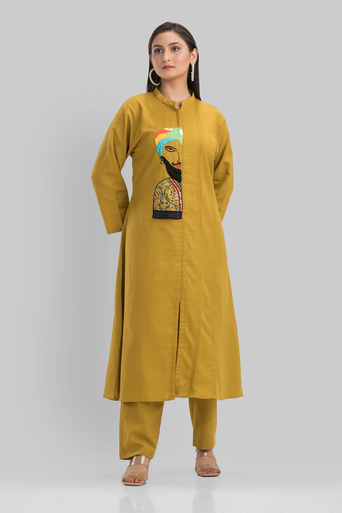 Sacred Suta Embroidered Kurta Pant Set