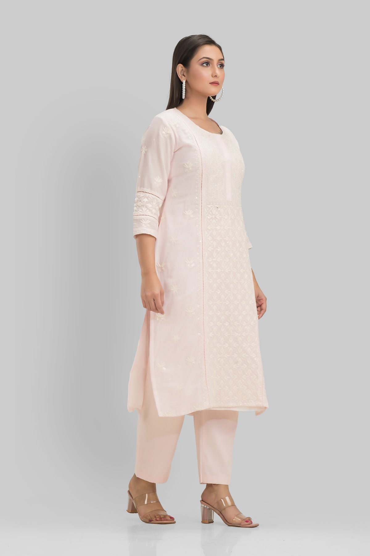 Sacred Suta Embroidered Mulmul Kurta set_Basra Collection