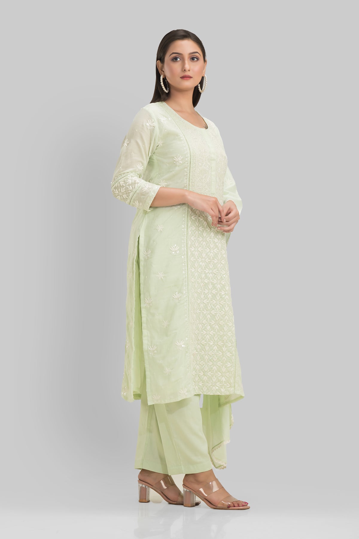 Sacred Suta Embroidered Mulmul Kurta set_Basra Collection