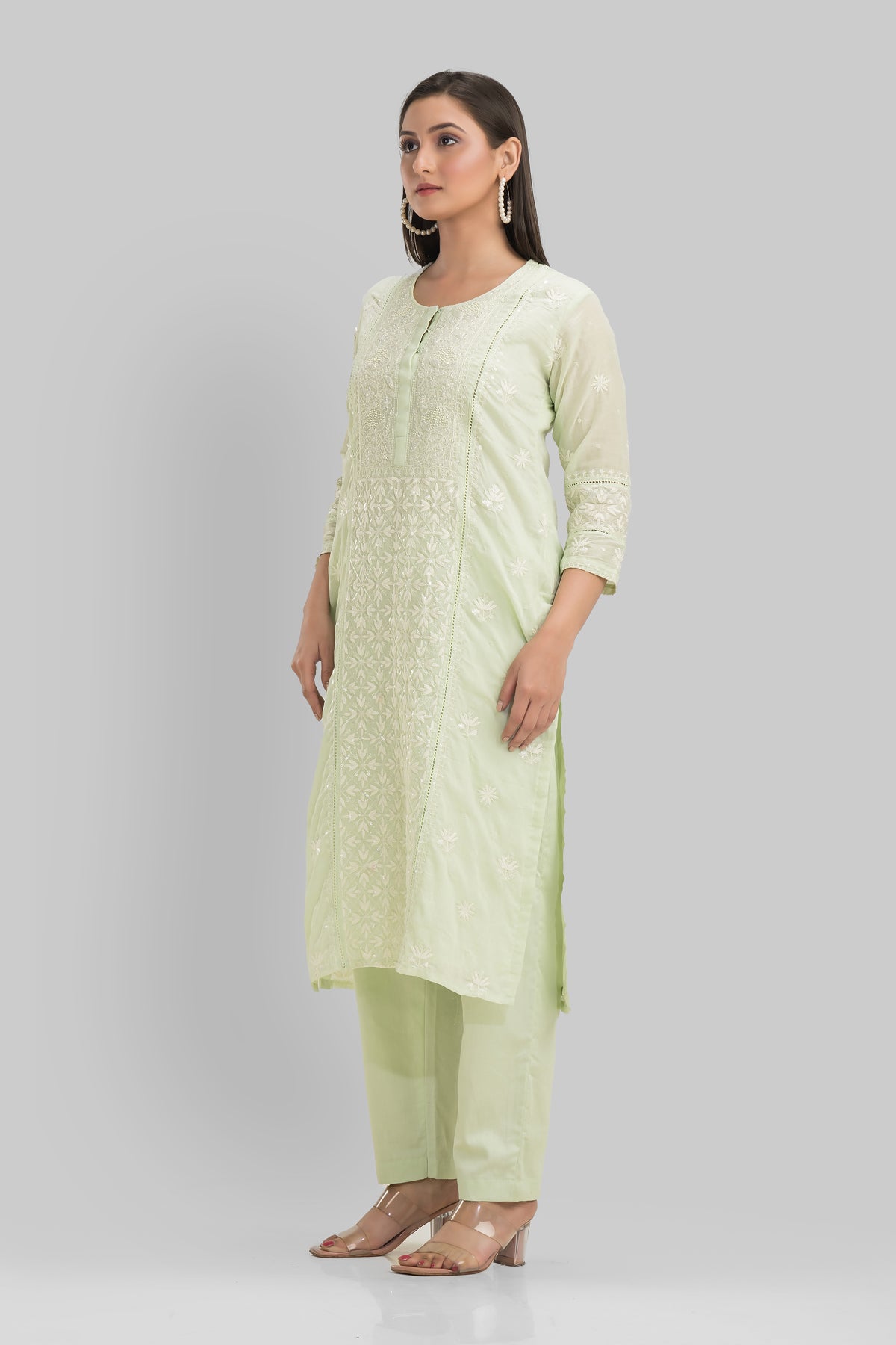 Sacred Suta Embroidered Mulmul Kurta set_Basra Collection