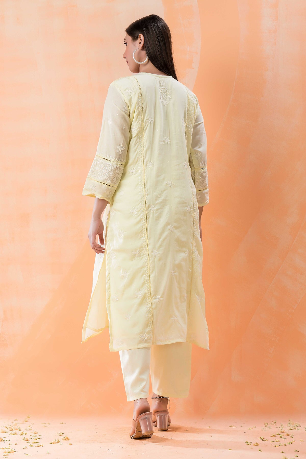 Sacred Suta Embroidered Mulmul Kurta set_Basra Collection