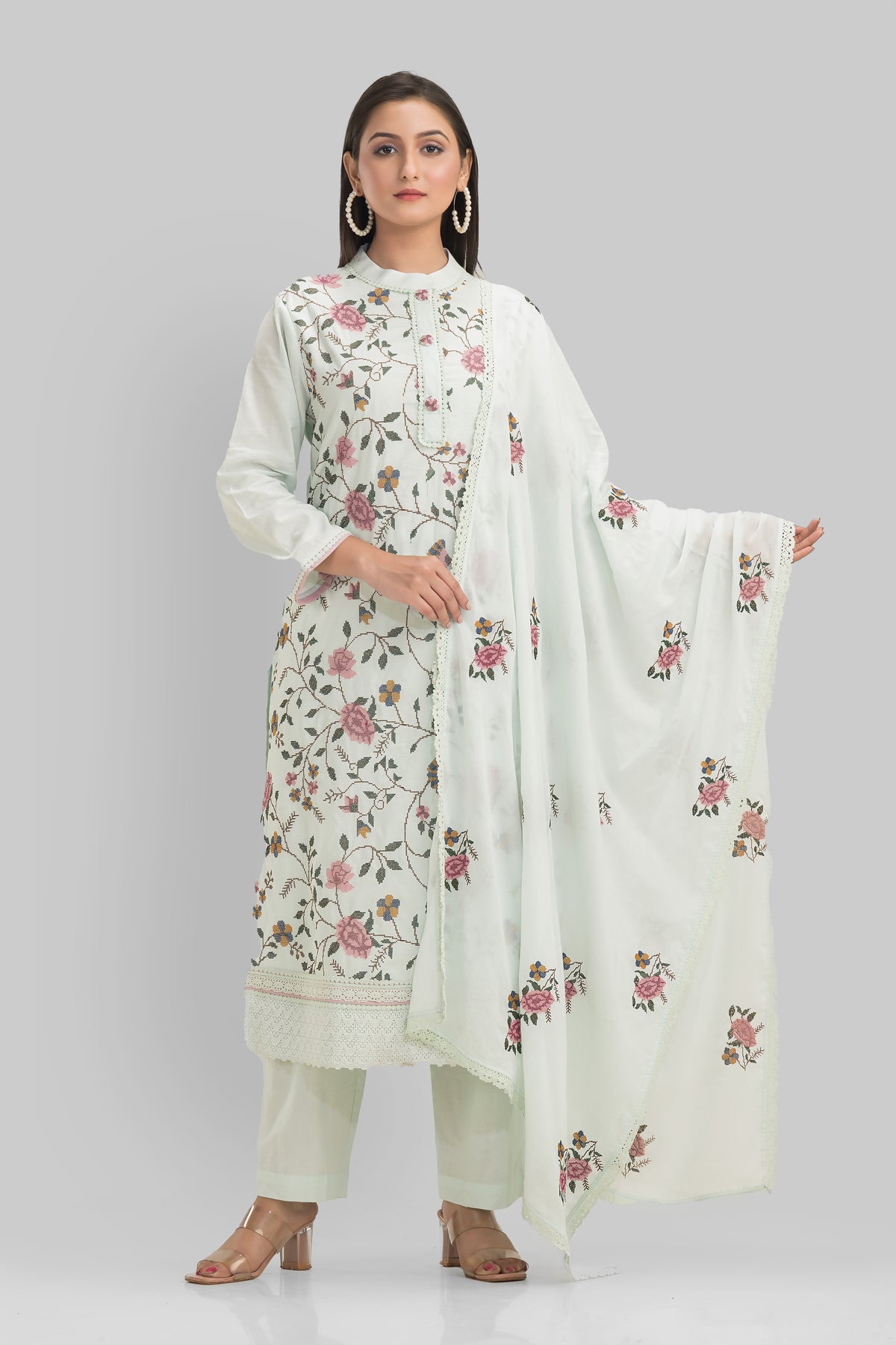 Sacred Suta Embroidered Cotton Kurta-Pant_Dupatta Set