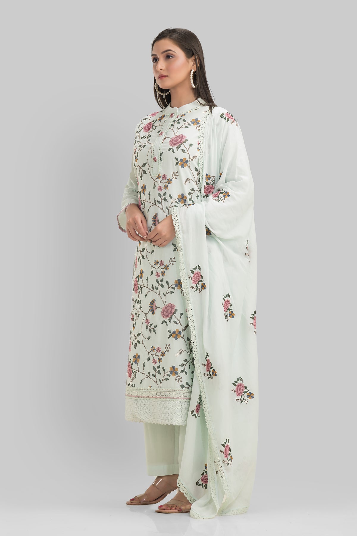 Sacred Suta Embroidered Cotton Kurta-Pant_Dupatta Set