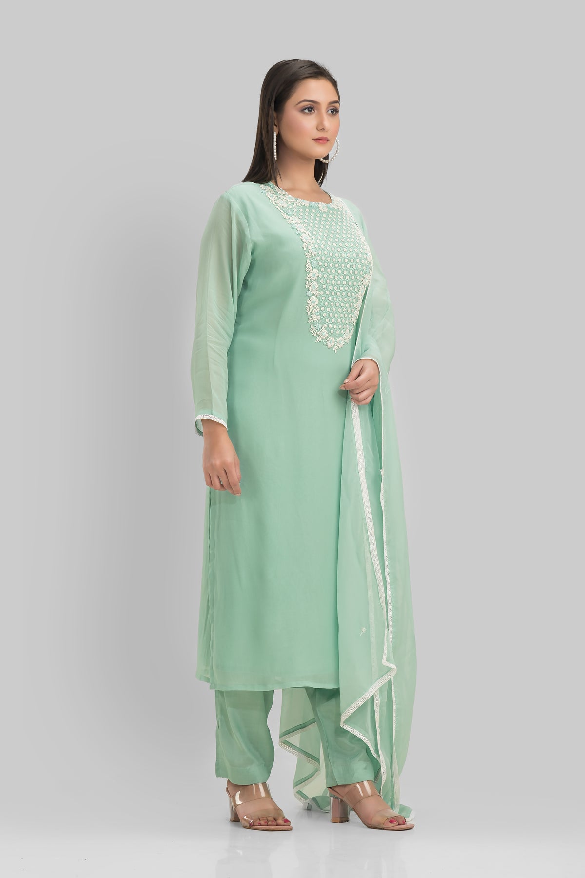 Sacred Suta Embroidered Georgette Kurta Set_Basra collection