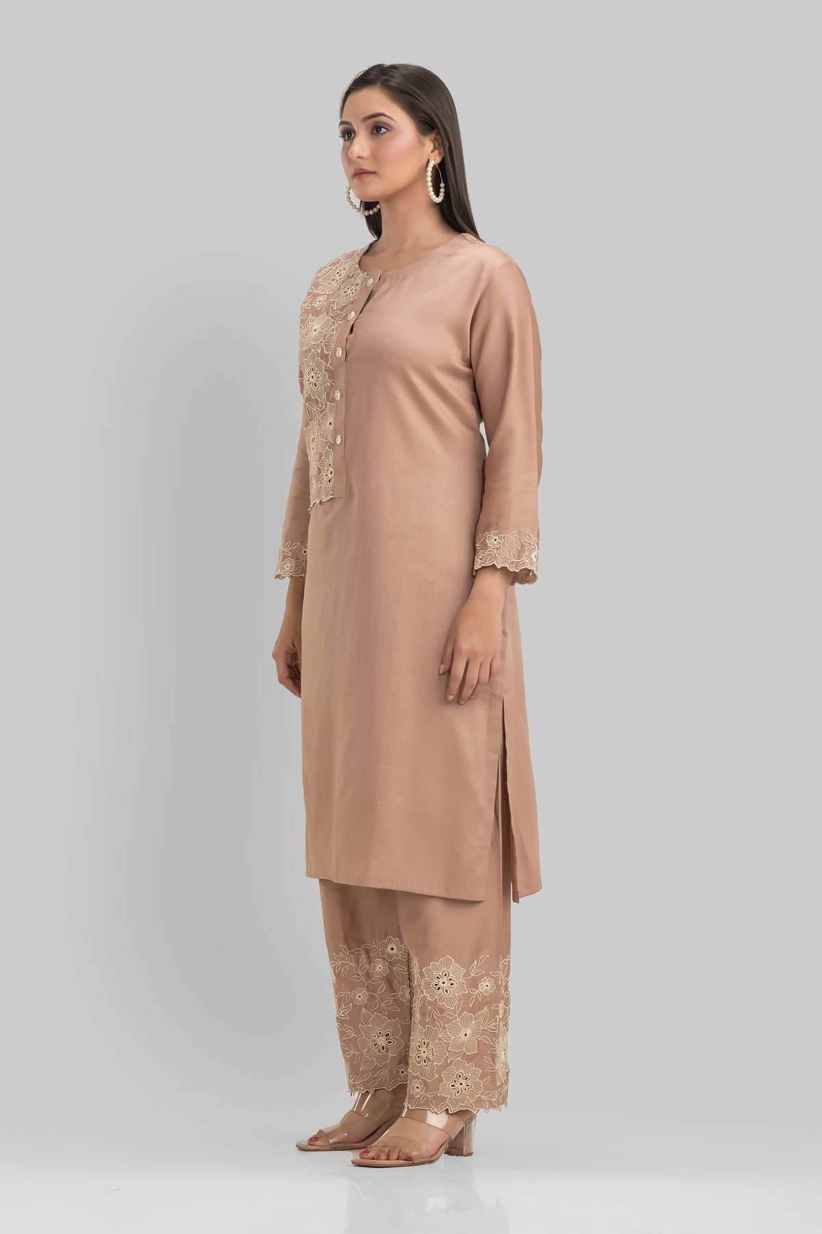 Sacred Suta Embroidered Cotton Kurta-Pant Set