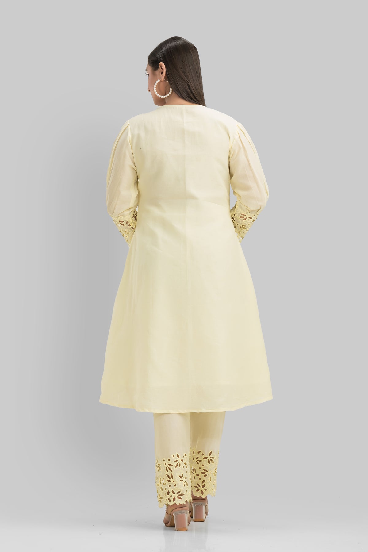 Sacred Suta Embroidered Mulmul Kurta-Pant Set