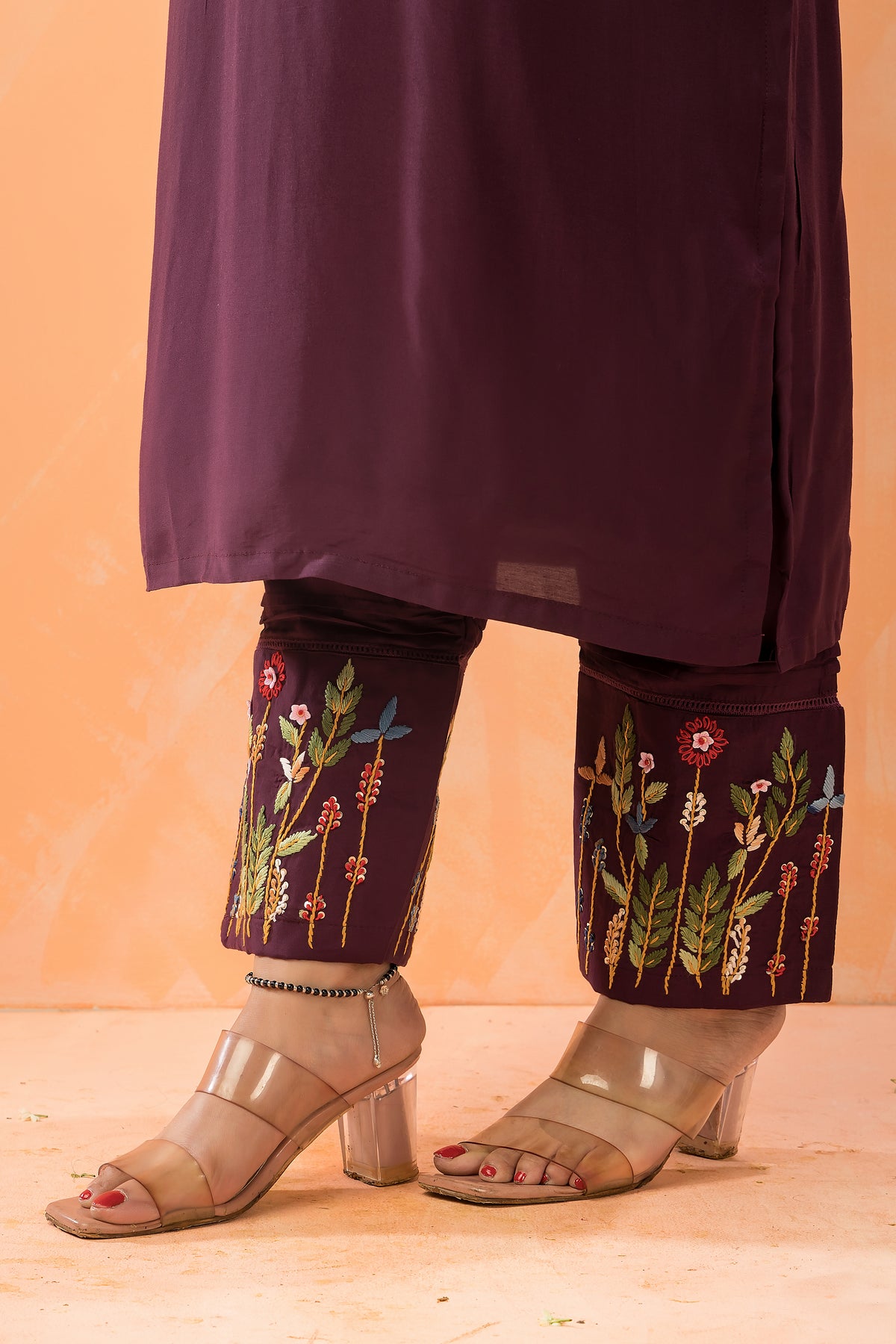 Embroidered Muslin Kurta-Pant set