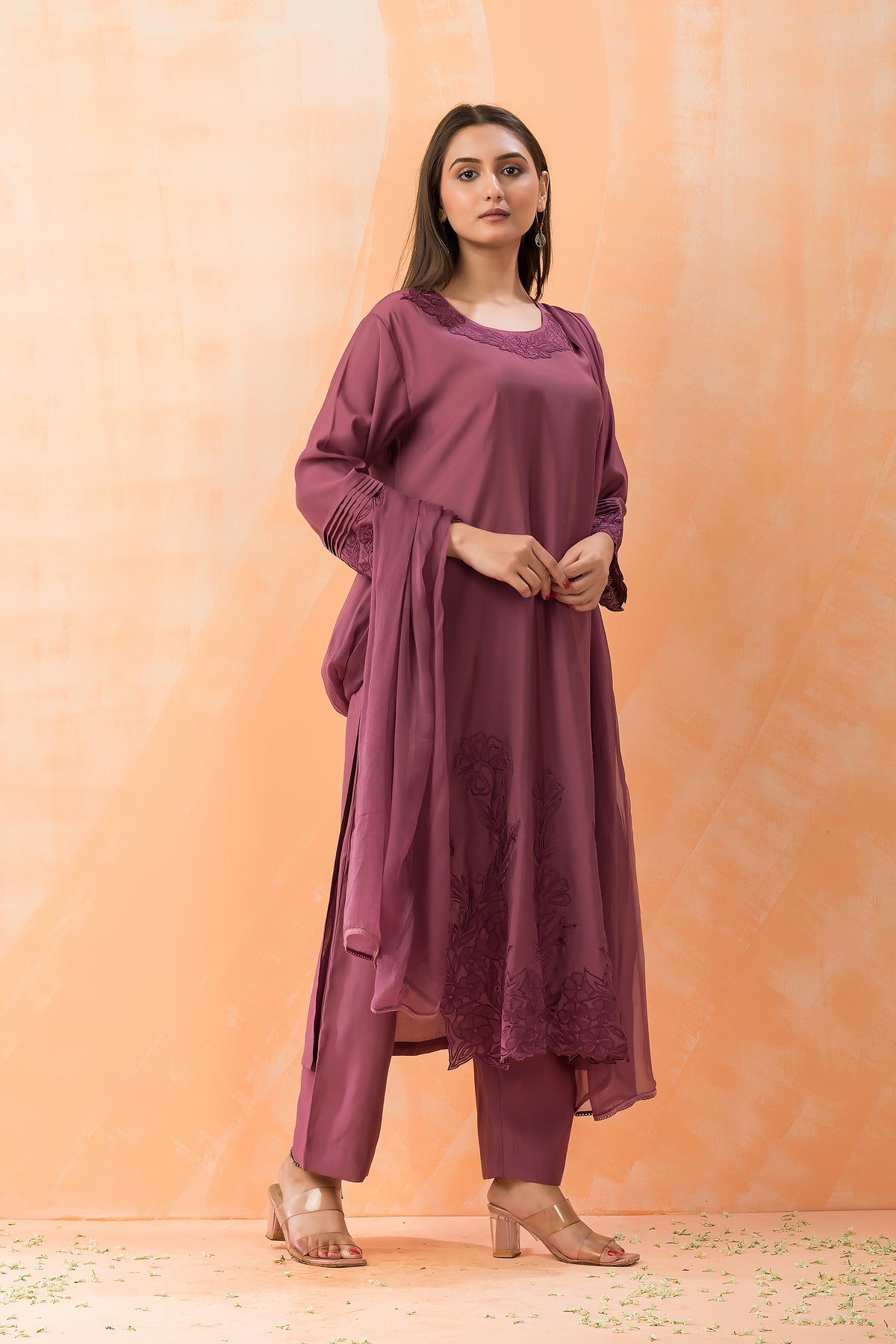 Embroidered muslin Kurta-Pant-dupatta Set