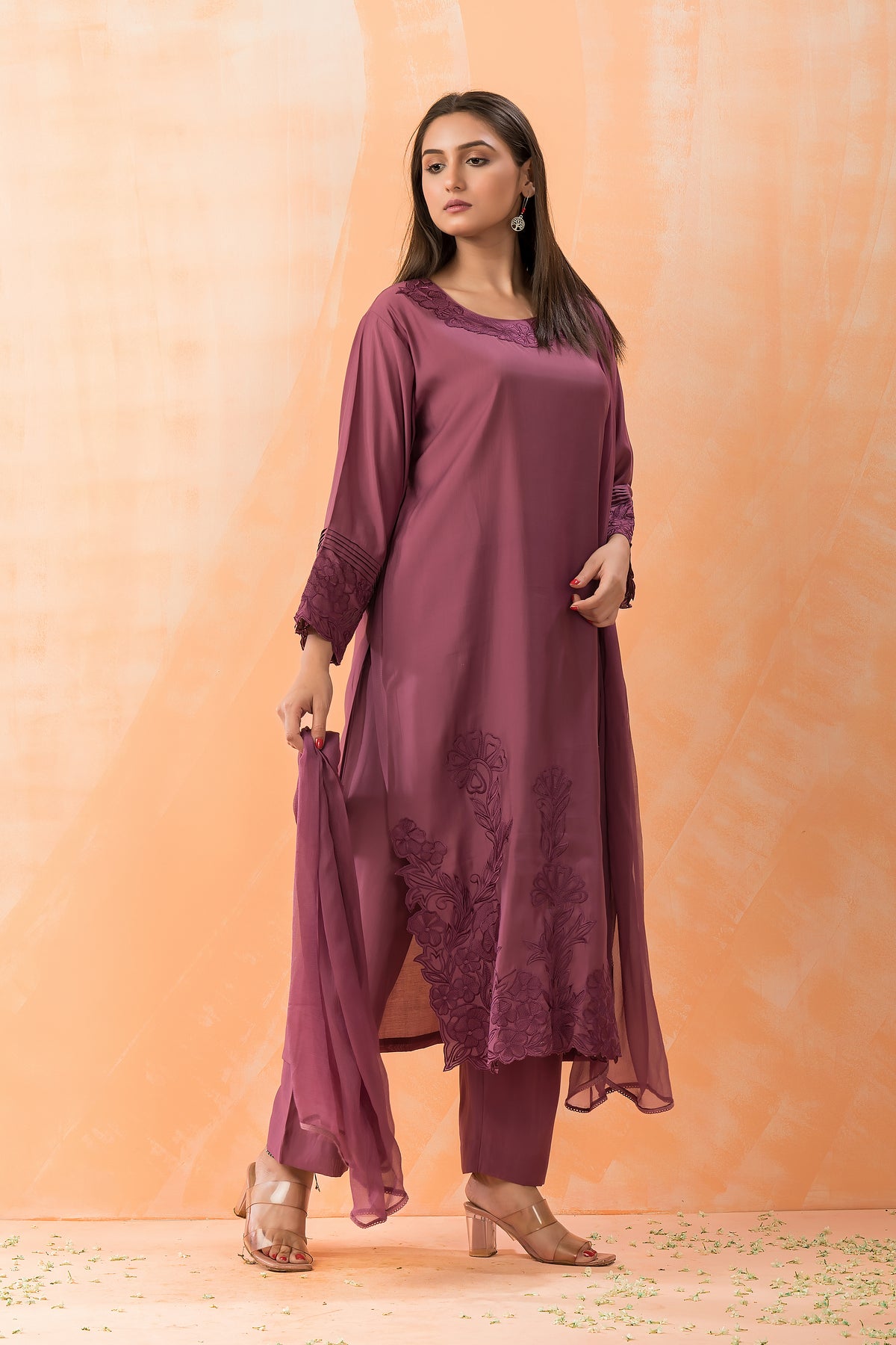 Embroidered muslin Kurta-Pant-dupatta Set