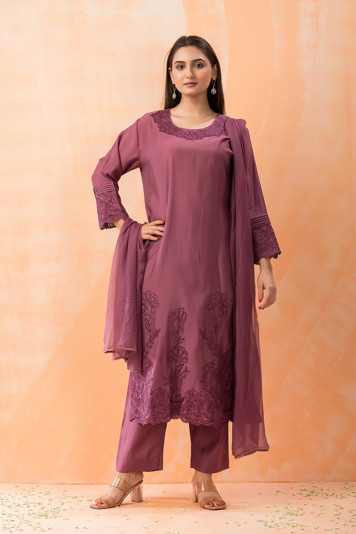 Embroidered muslin Kurta-Pant-dupatta Set