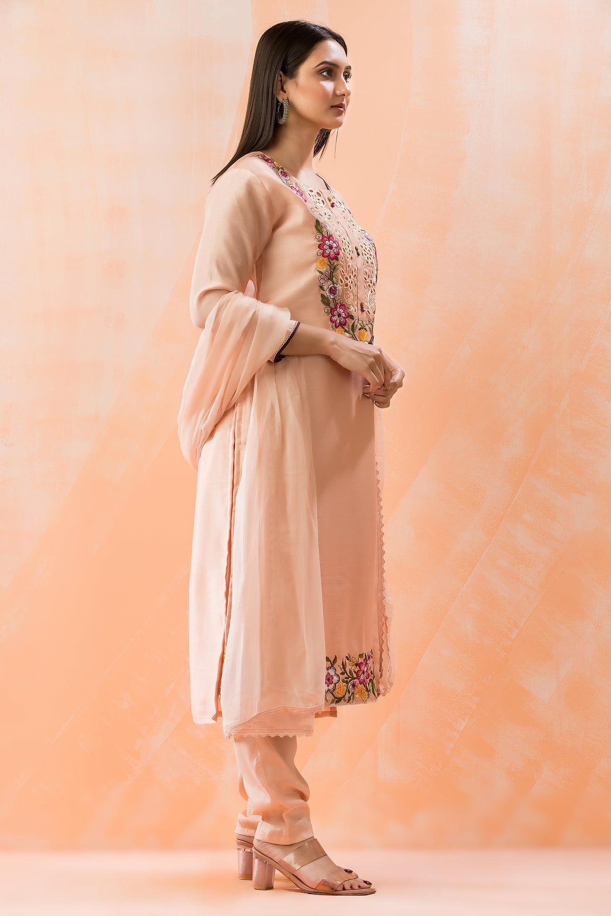 Sacred SDuta Silk Kurta Pant Dupatta Set