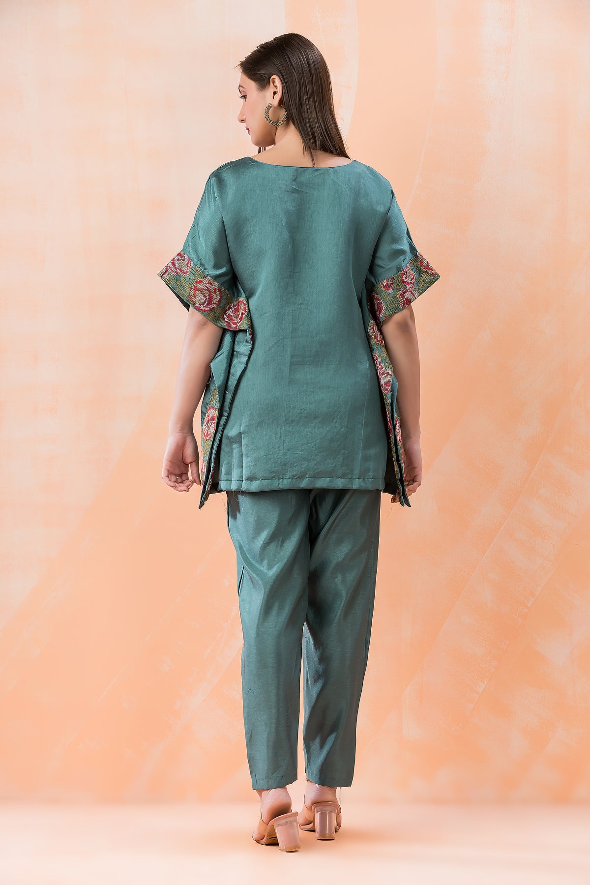 Embroidered Kaftan style Tussar Co-ord Set