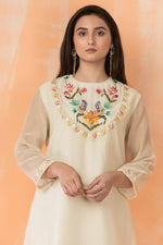 Embroidered Kurta Pant set in Mul Chanderi