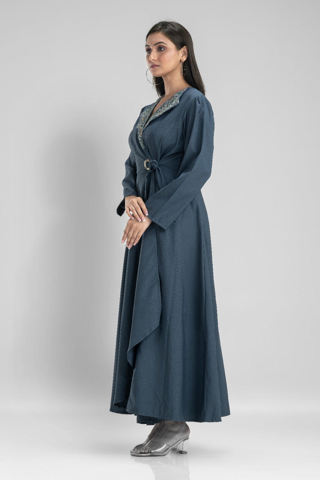 Long Dress With Collar