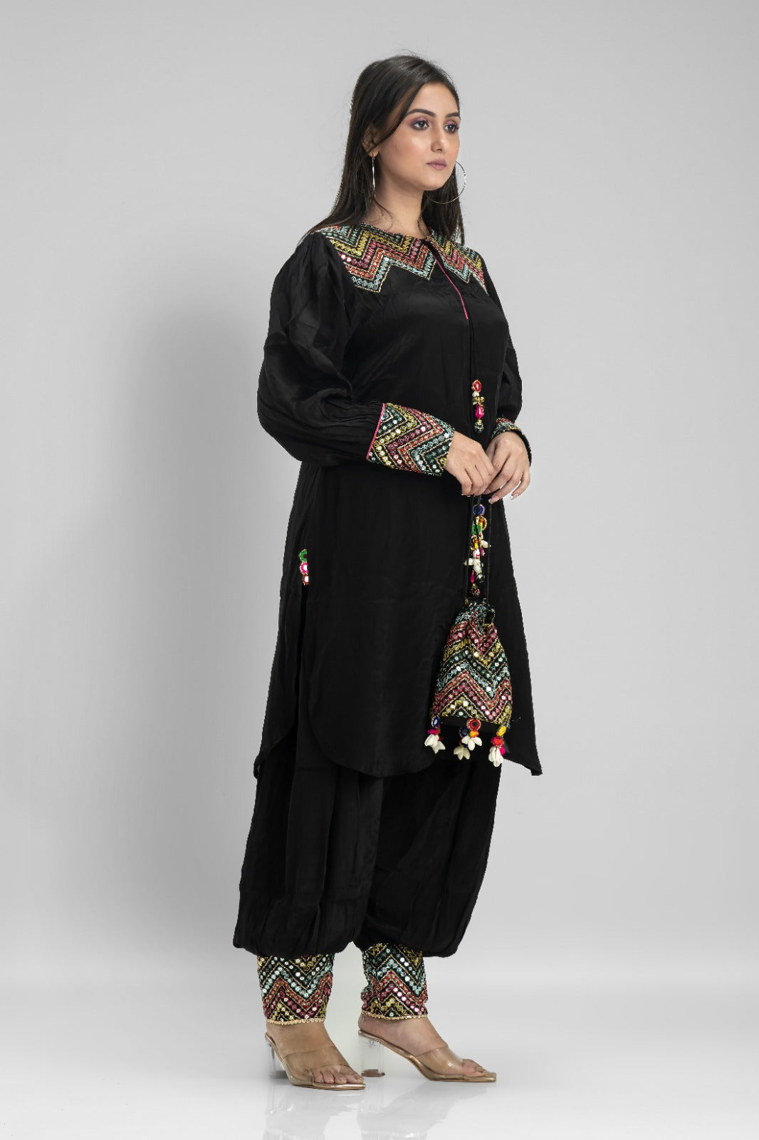 Embroidered Kurta-Pant Set with Bag